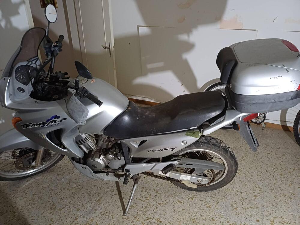 Honda Transalp XL 650V (2000 - 04) (2)