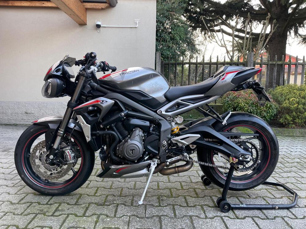 Triumph Street Triple RS (2020 - 22) (2)