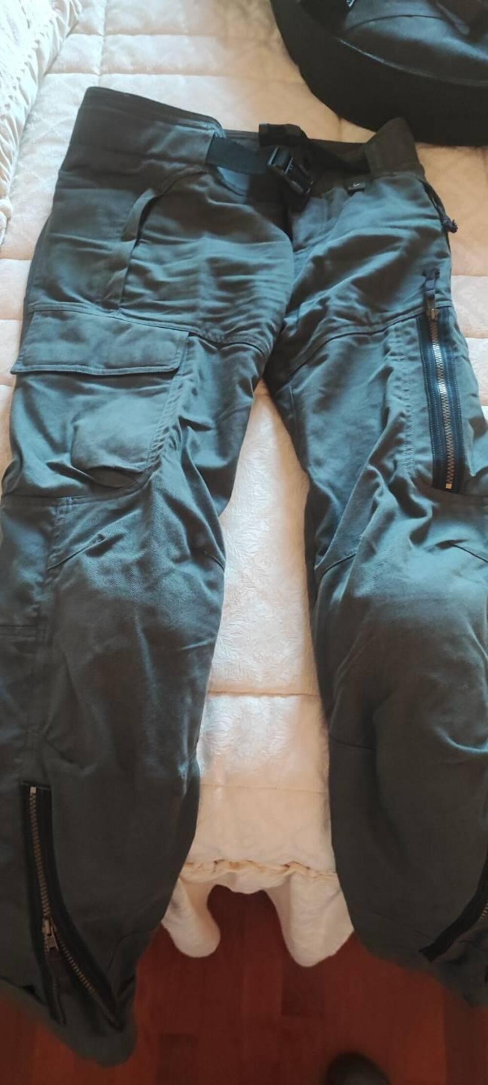 Vendo giubbotto e pantaloni Bmw (15)