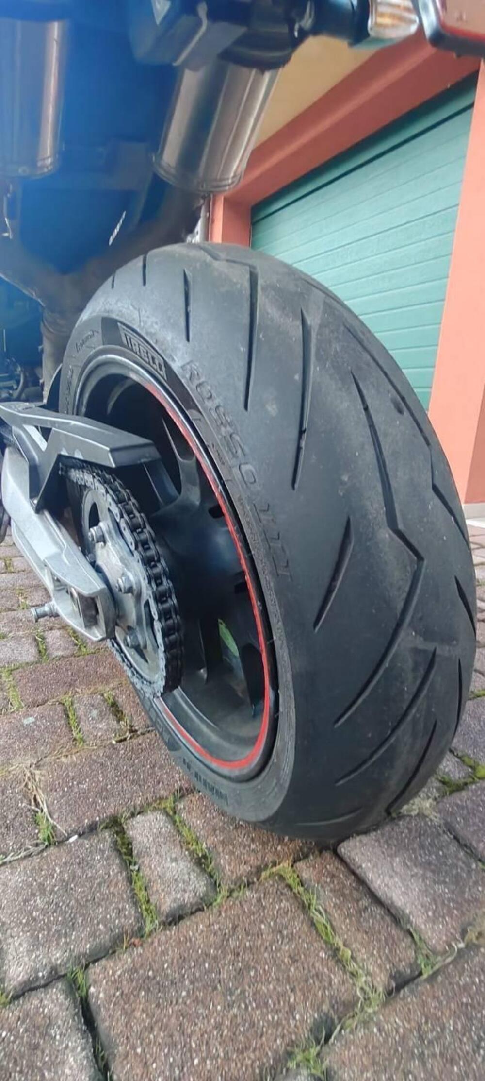 Aprilia Dorsoduro 750 (2009 - 14) (10)