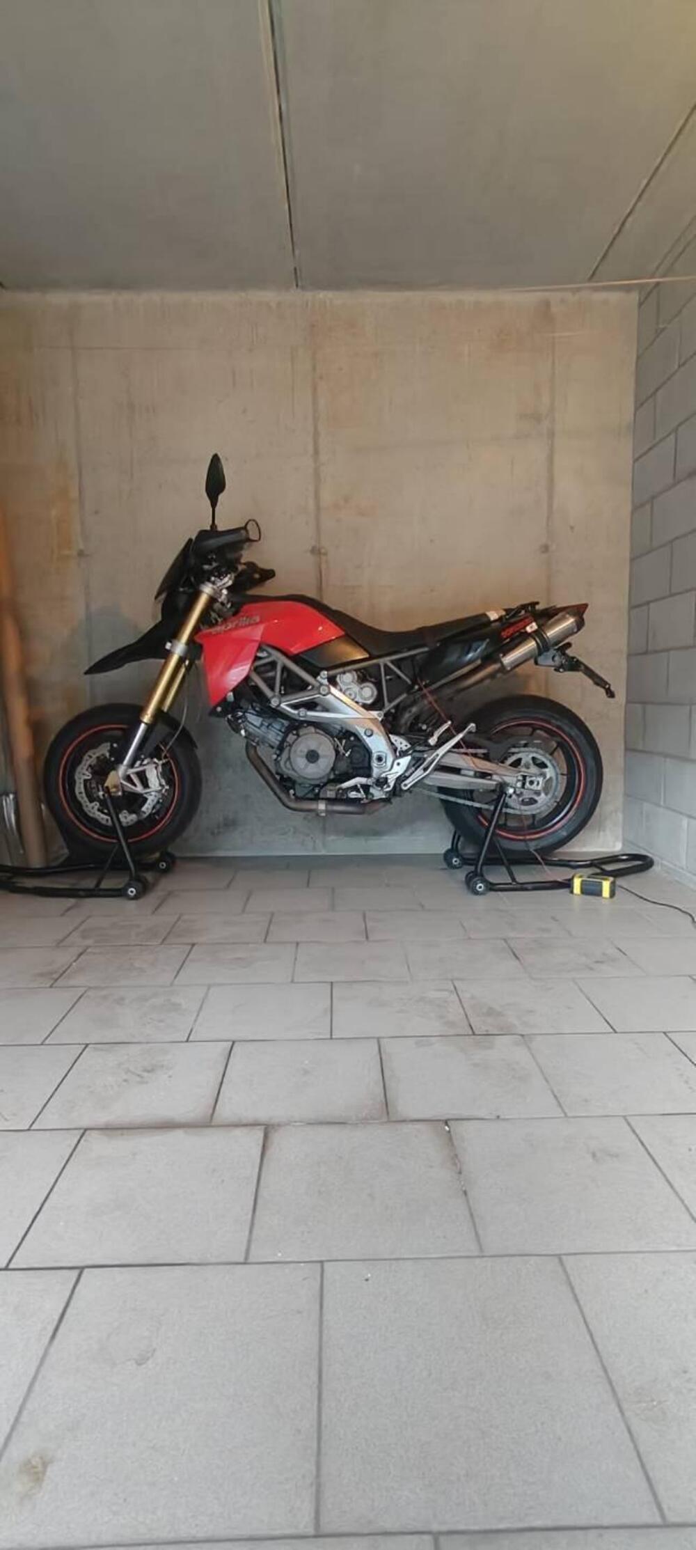 Aprilia Dorsoduro 750 (2009 - 14) (12)