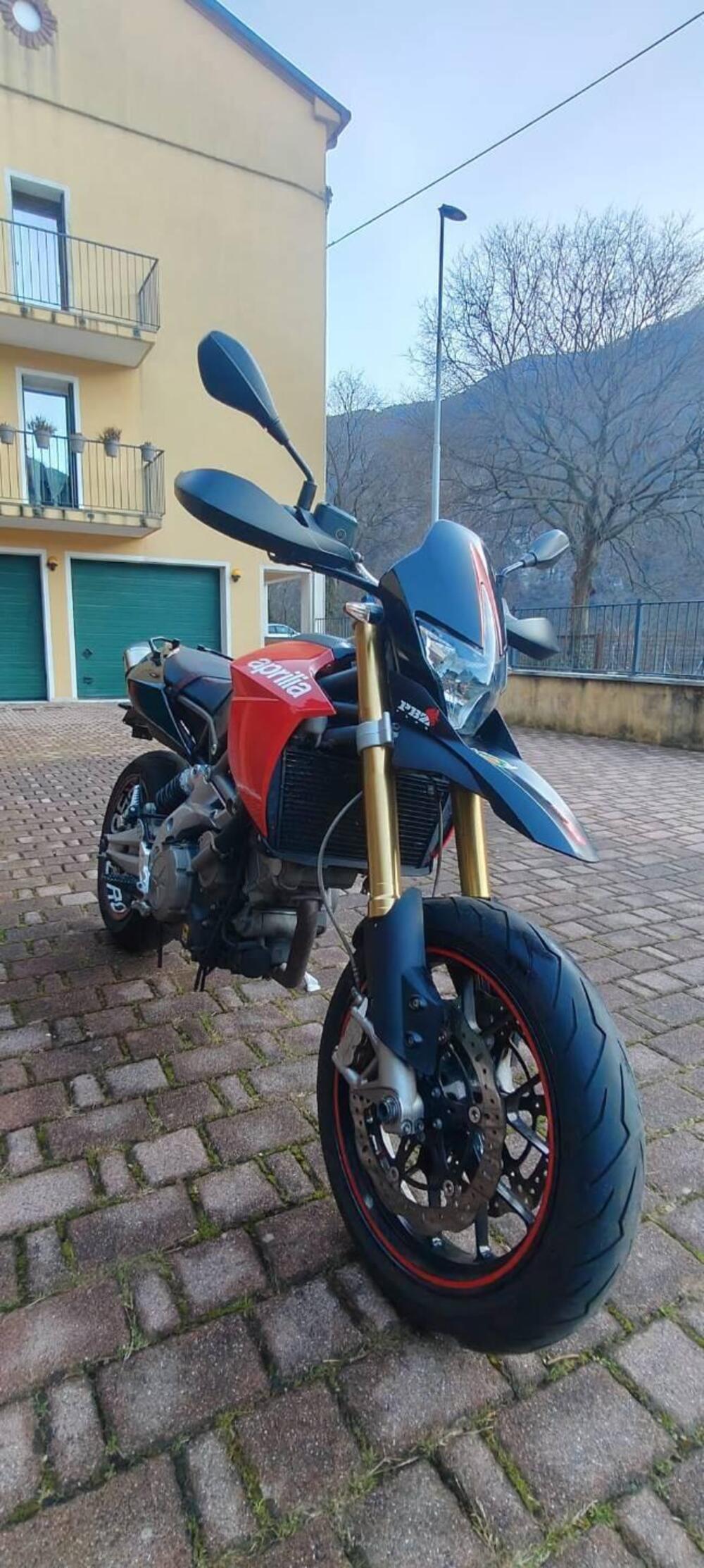 Aprilia Dorsoduro 750 (2009 - 14) (14)