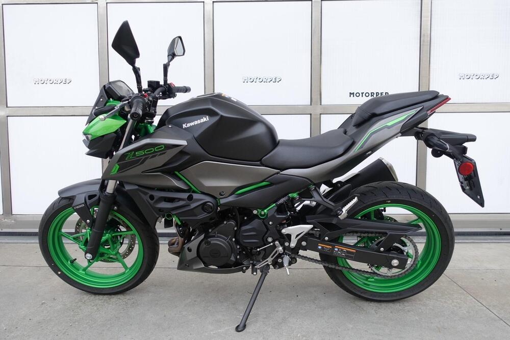 Kawasaki Z 500 SE (2024 - 26) (3)