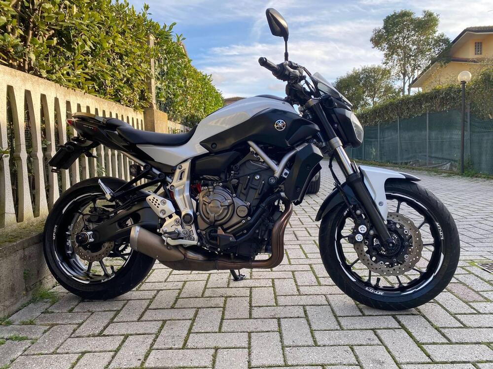Yamaha MT-07 (2014 - 16) (3)
