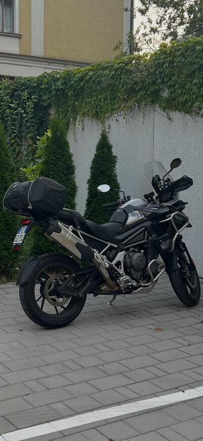 Triumph Tiger 1200 GT Pro (2022 - 23) usata