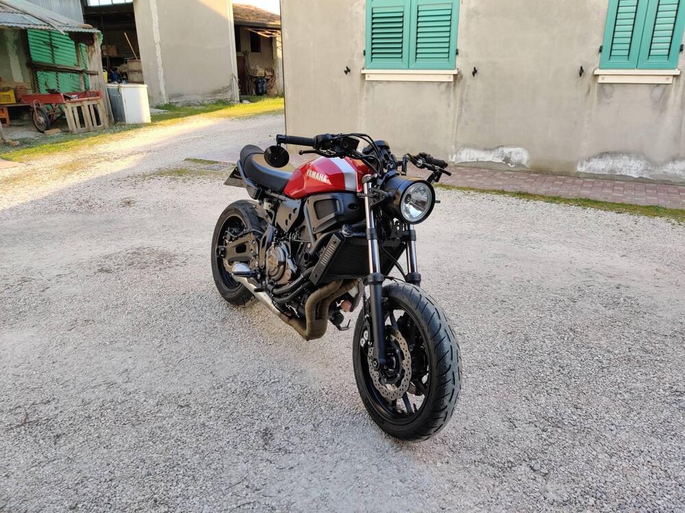 Yamaha XSR 700 ABS (2016 - 20) (2)