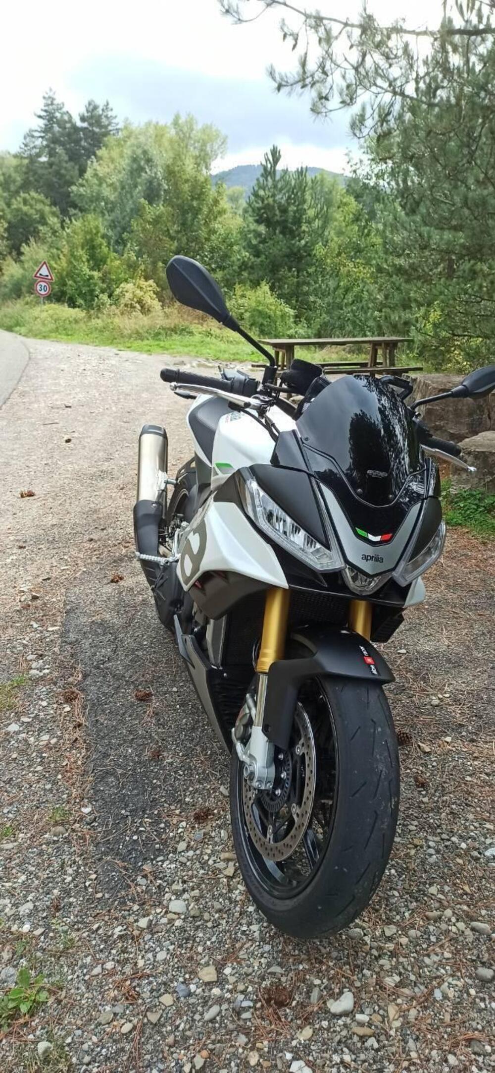 Aprilia Tuono V4 (2021 - 24)