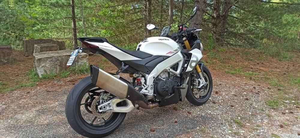 Aprilia Tuono V4 (2021 - 24) (5)