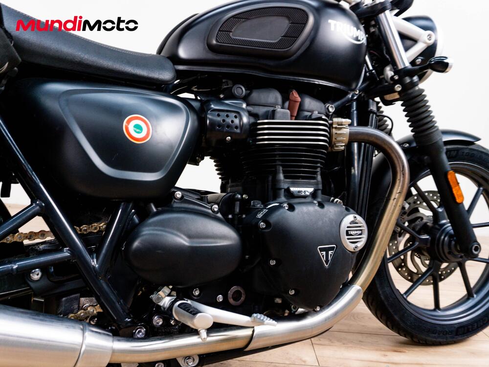 Triumph Street Twin 900 (2017 - 18) (4)