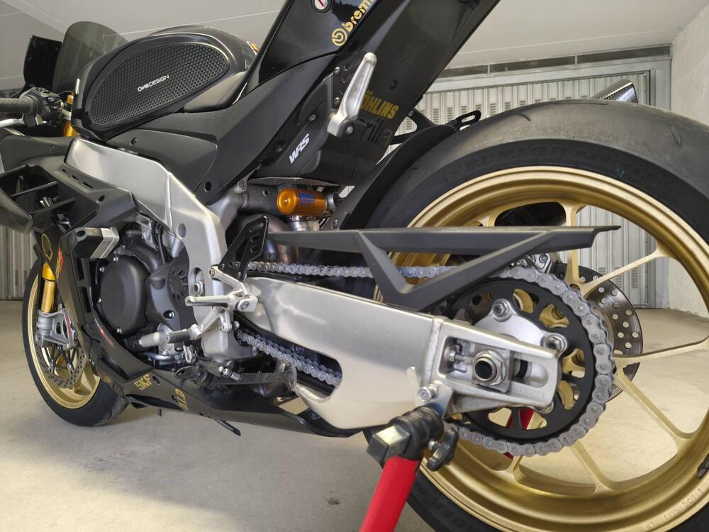 Aprilia RSV4 1100 Factory (2021 - 24) (6)