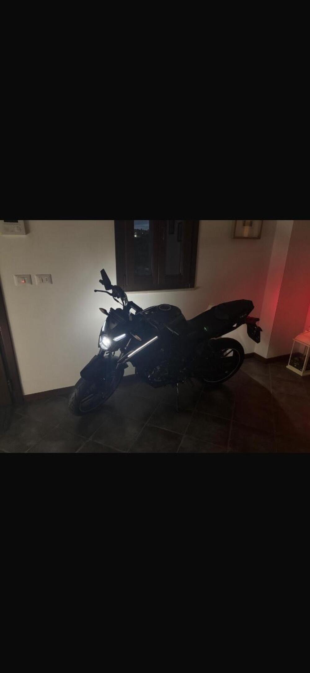 Voge Brivido 125R (2023 - 26) (2)