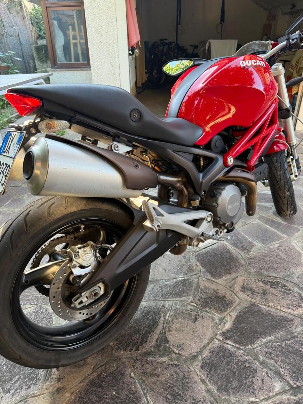 Ducati Monster 696 Plus (2007 - 14) (5)