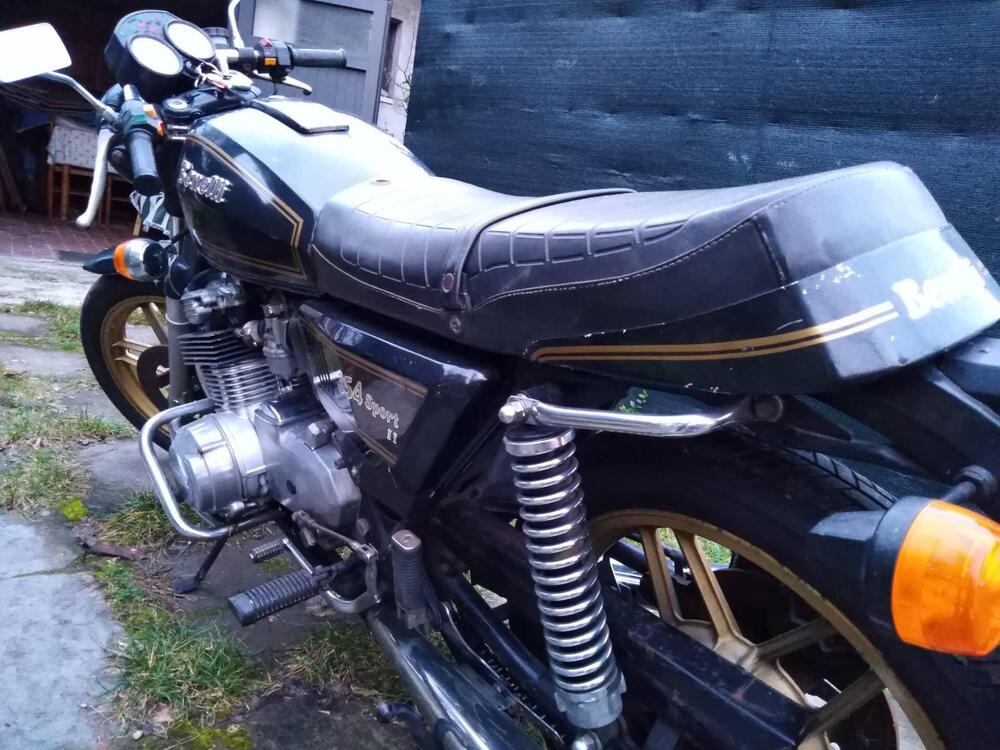 Benelli 354 sport II (3)