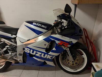 Suzuki GSX R 750 (1999 - 03) usata