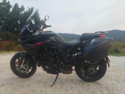 MV Agusta Turismo Veloce 800 R (2023 - 26) usata