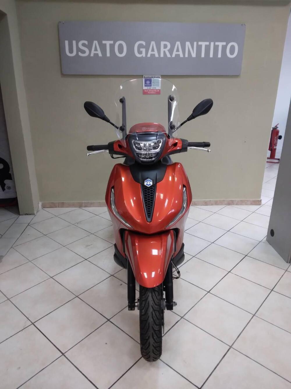 Piaggio Beverly 300 S ABS-ASR (2021 - 25) (2)