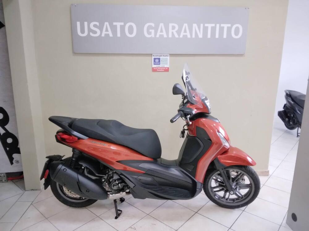 Piaggio Beverly 300 S ABS-ASR (2021 - 25) (3)
