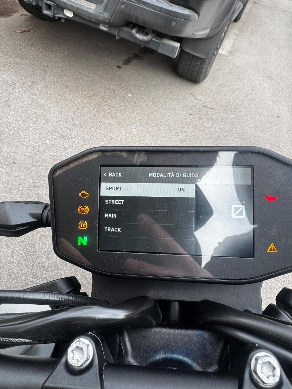 KTM 790 Duke L (2023 - 24) (6)