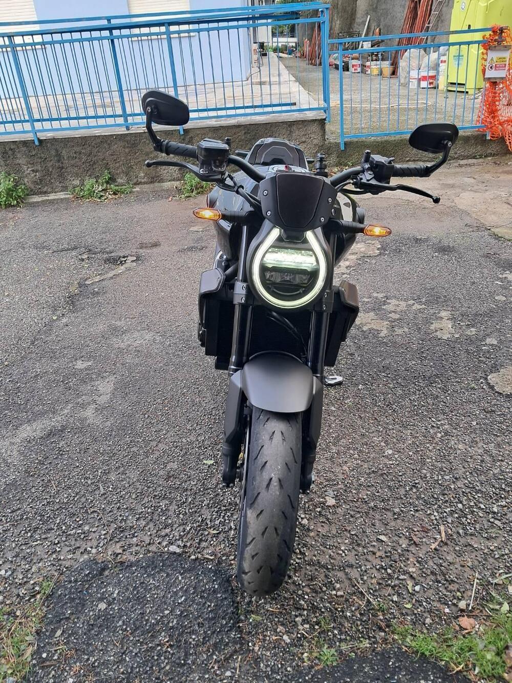 Honda CB 1000 R Black Edition (2021 - 25) (2)