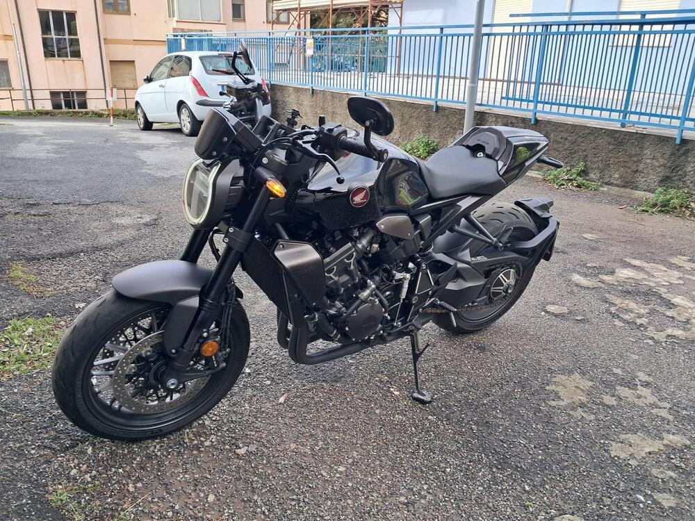 Honda CB 1000 R Black Edition (2021 - 25) (5)