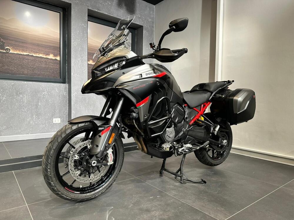 Ducati Multistrada V4 S Grand Tour (2024) (3)