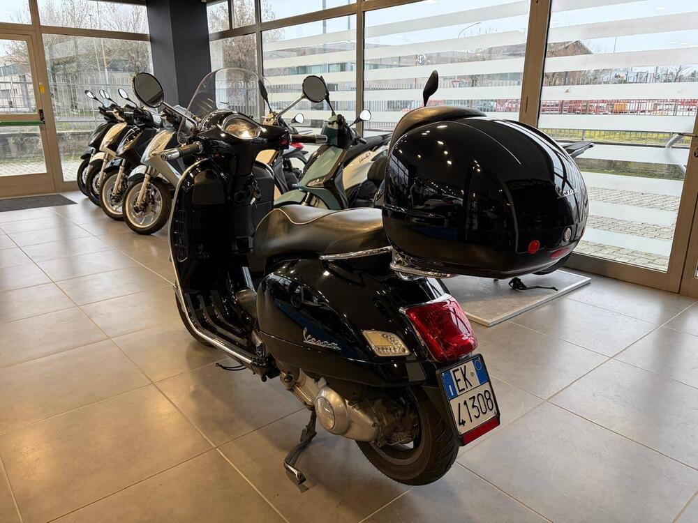 Vespa GTS 300 Super (2017 - 18) (7)