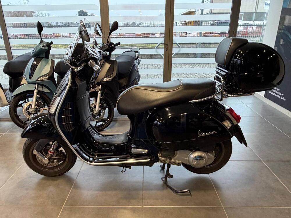 Vespa GTS 300 Super (2017 - 18) (8)