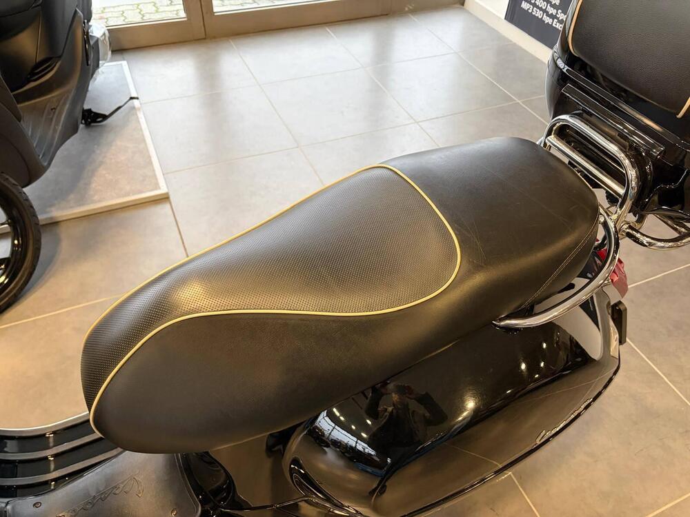 Vespa GTS 300 Super (2017 - 18) (9)