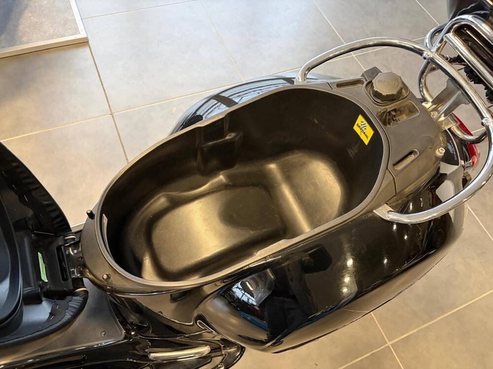 Vespa GTS 300 Super (2017 - 18) (12)