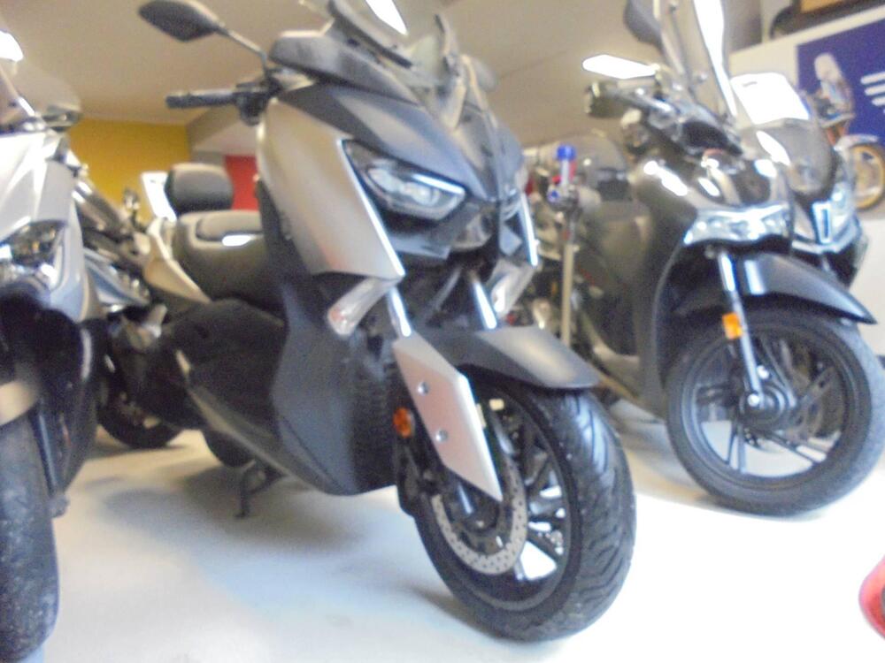 Yamaha X-Max 400 ABS (2017 - 20) (2)