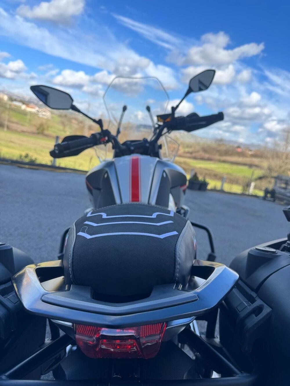 CFMOTO 650MT (2021 - 24) (4)