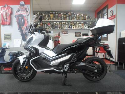 Honda X-ADV 750 (2018 - 20) usata