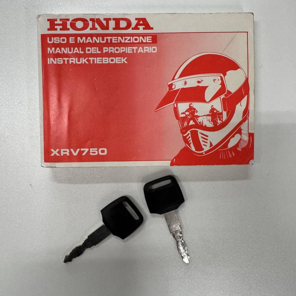 Honda Africa Twin XRV 750 (1996 - 02) (5)