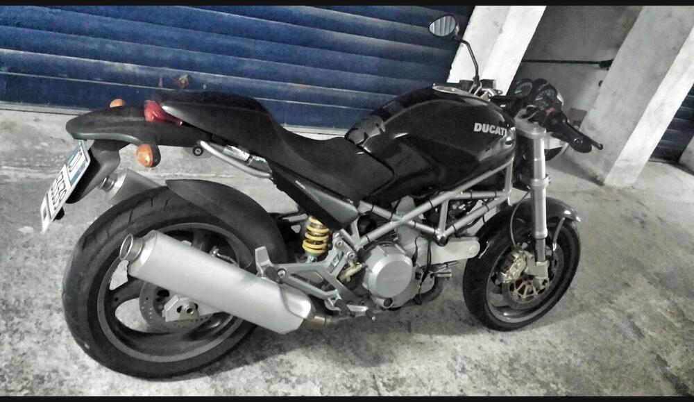 Ducati Monster (2)