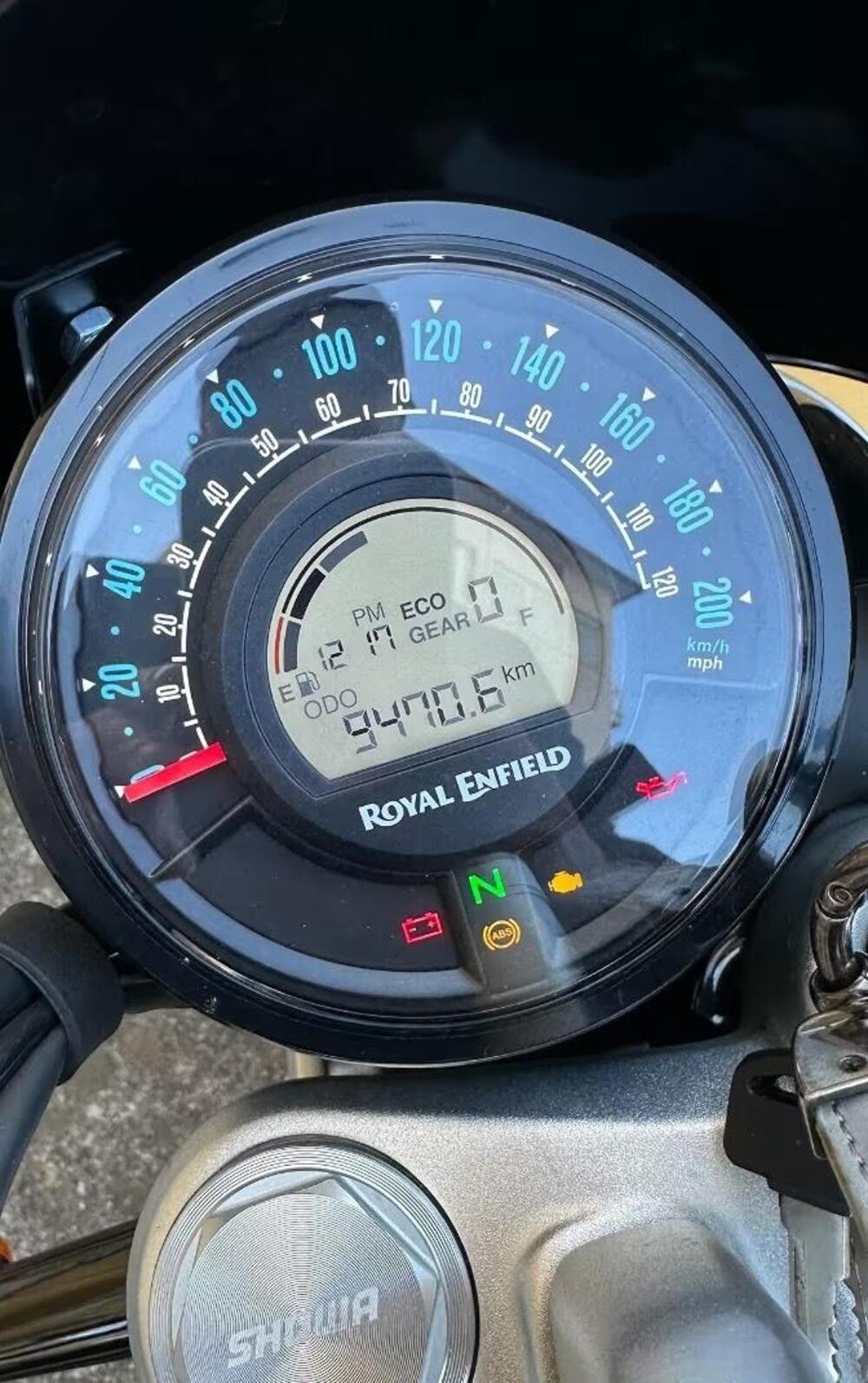 Royal Enfield Super Meteor 650 (2023 - 26) (2)