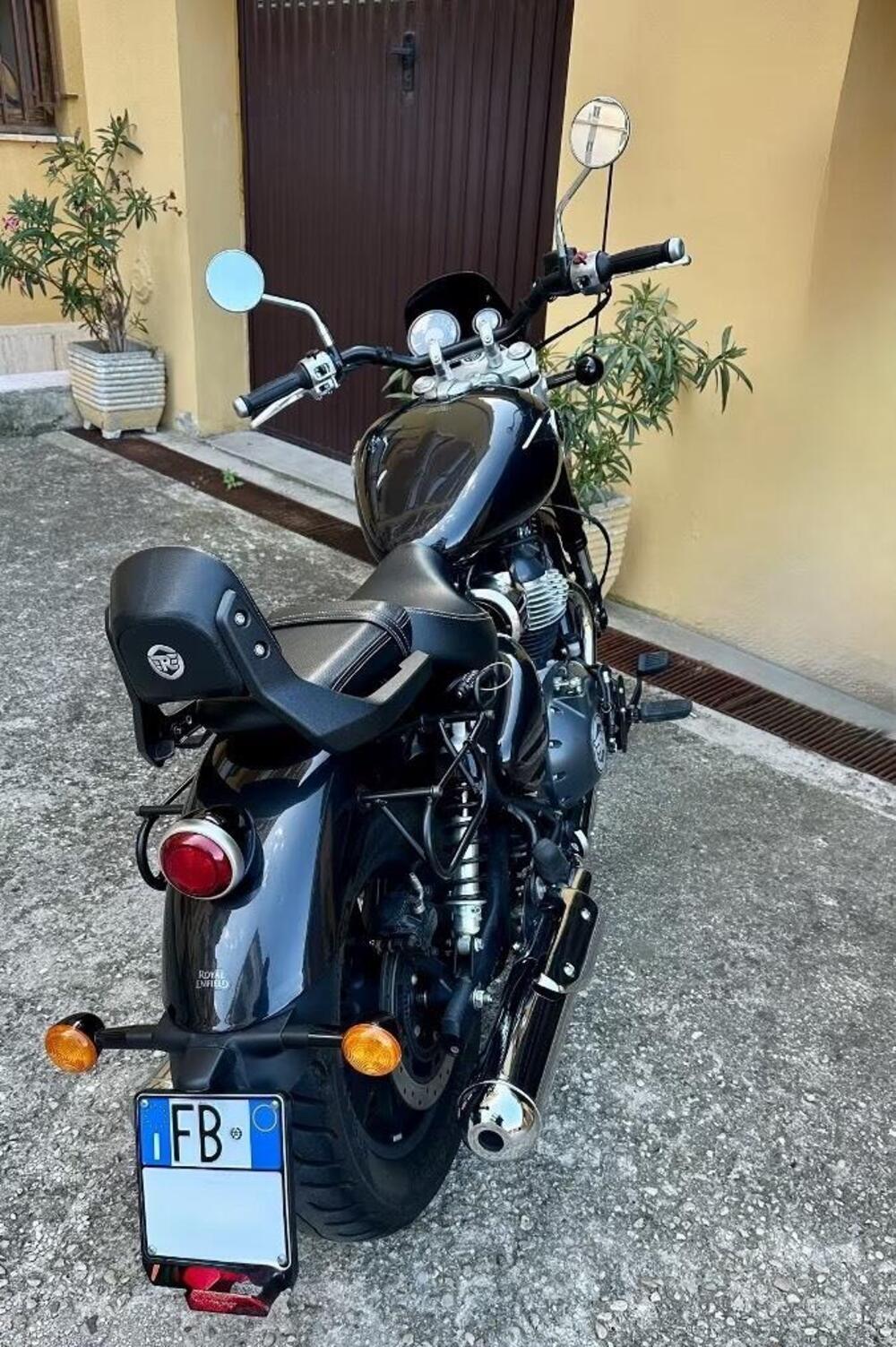 Royal Enfield Super Meteor 650 (2023 - 26) (3)