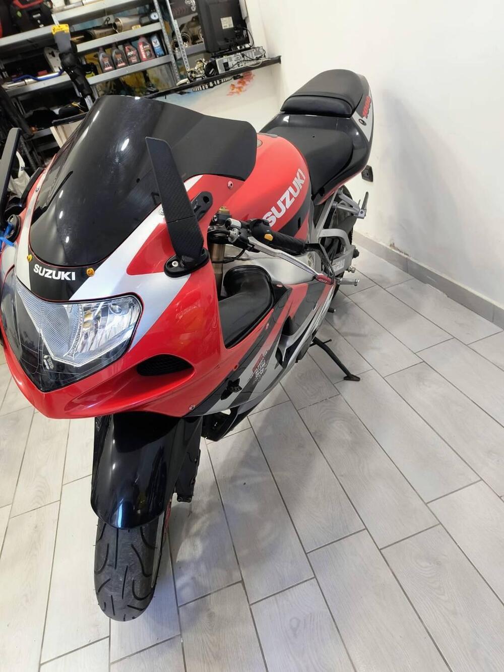 Suzuki GSX-R1000 (2000 - 02) (5)