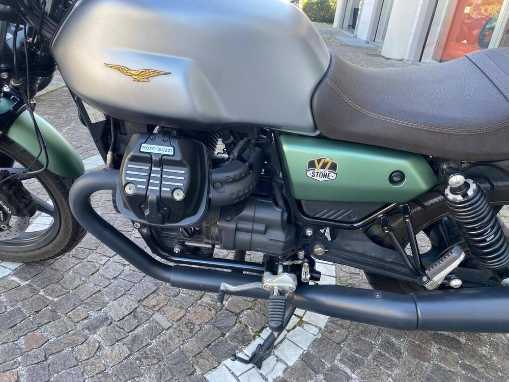 Moto Guzzi V7 Stone Centenario (2021 - 22) (9)