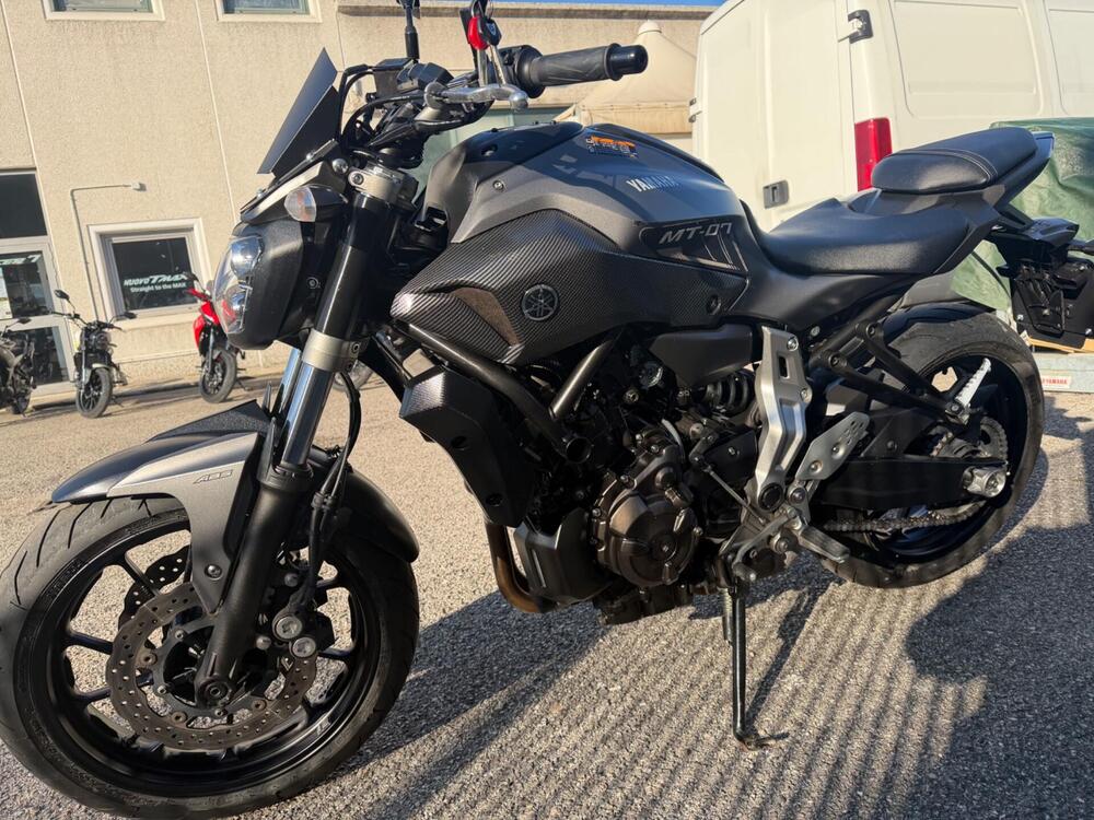Yamaha MT-07 (2014 - 16) (4)