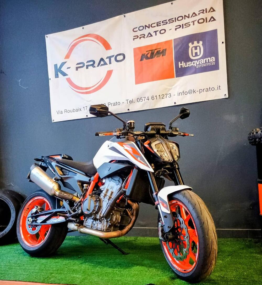 KTM 890 Duke R (2021) (2)