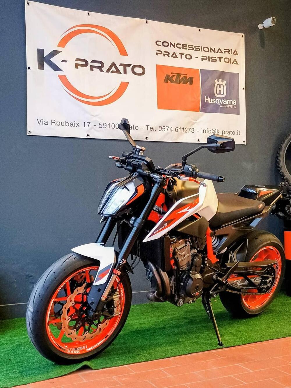 KTM 890 Duke R (2021) (3)