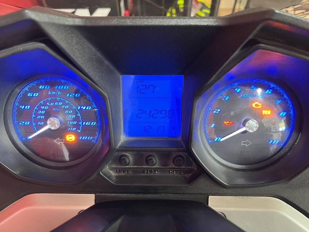 Kymco Downtown 350i TCS (2021 - 25) (7)