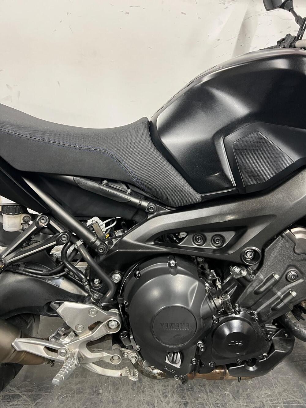 Yamaha MT-09 (2017 - 20) (6)