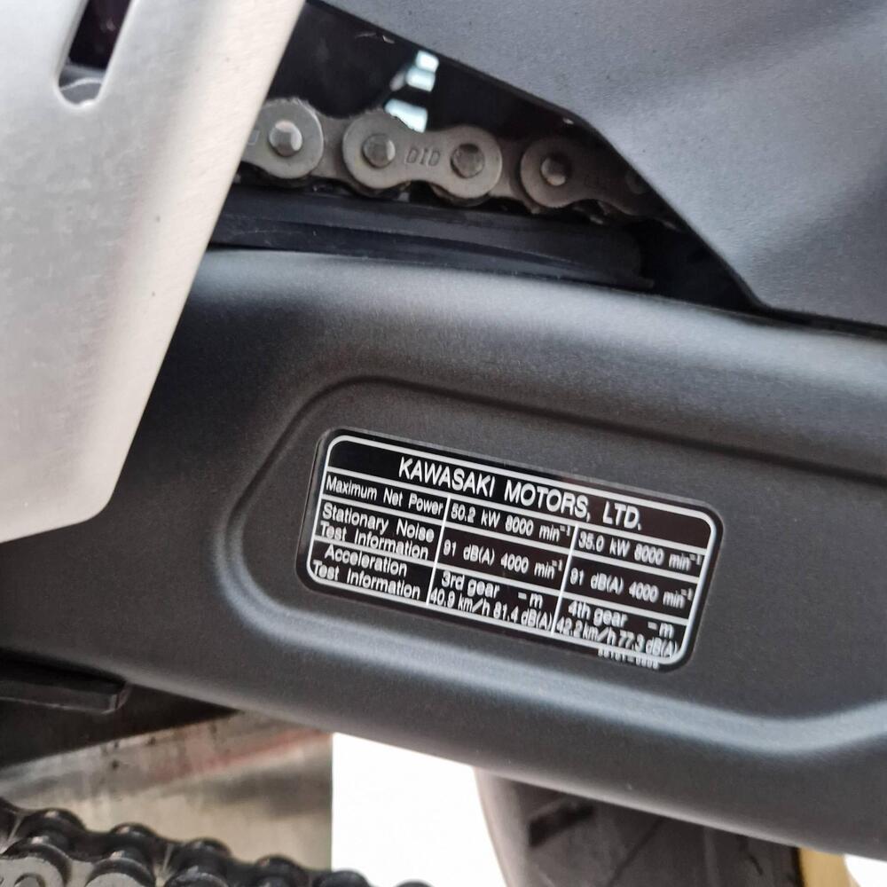 Kawasaki Z 650 RS (2022 - 24) (17)