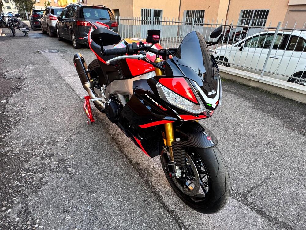 Aprilia Tuono V4 Factory SE-09 SBK (2024) (3)