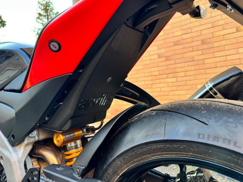 Aprilia Tuono V4 Factory SE-09 SBK (2024) (12)