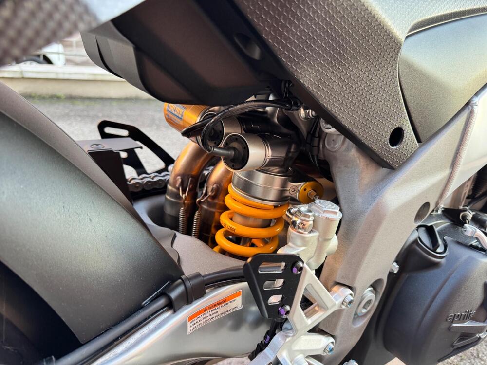 Aprilia Tuono V4 Factory SE-09 SBK (2024) (15)