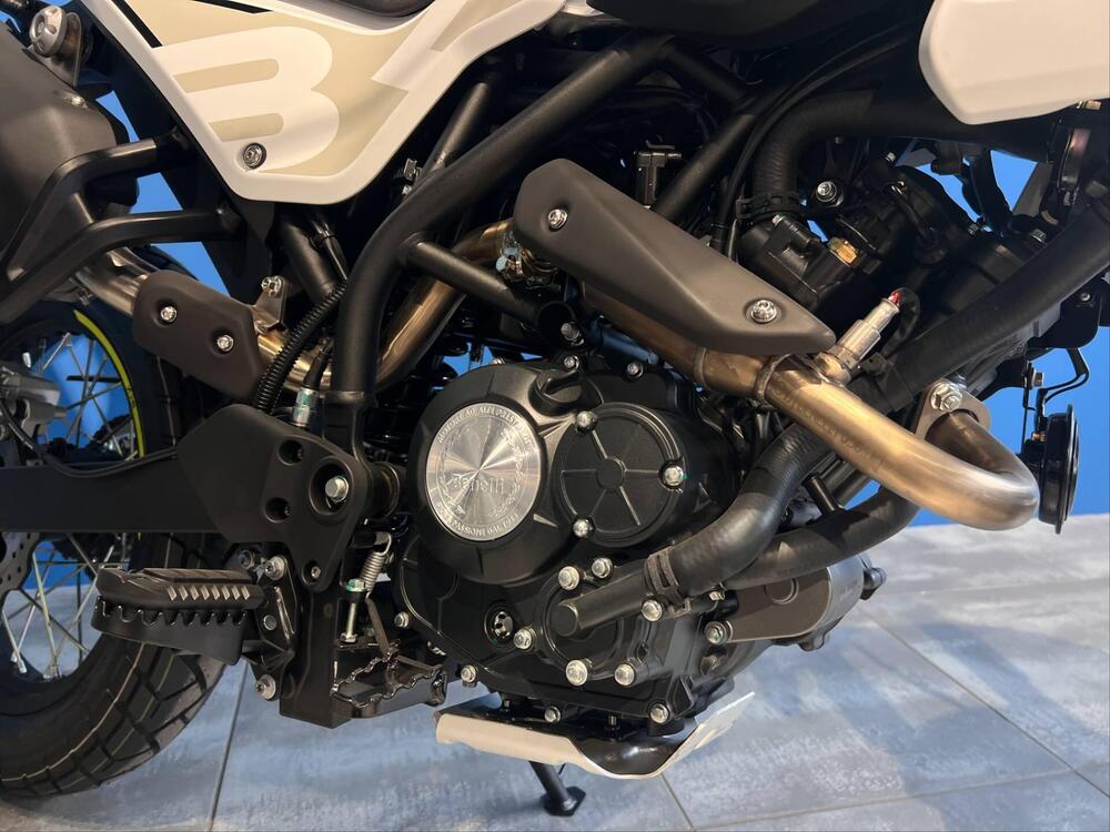 Benelli BKX 125 (2026) (3)