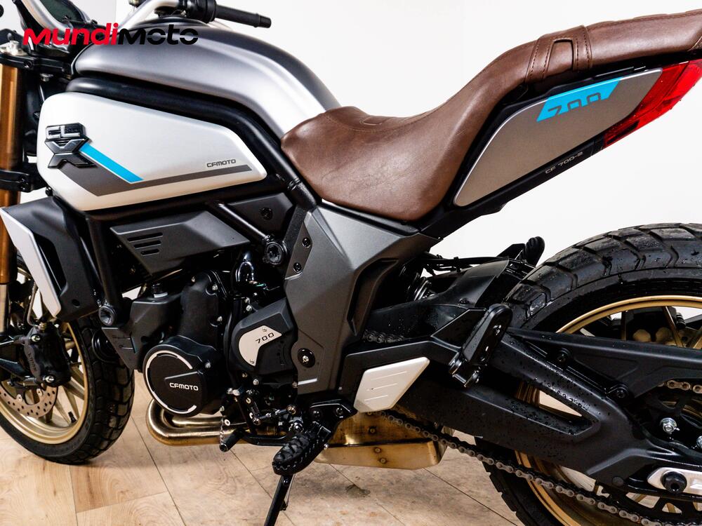 CFMOTO 700CL-X Sport (2022 - 26) (10)
