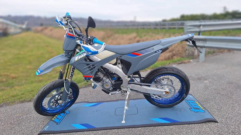 Tm Moto SMR 125 ES Fi 2T (2026) (11)